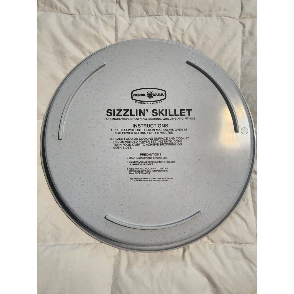 Nordic Ware Sizzlin Skillet 13